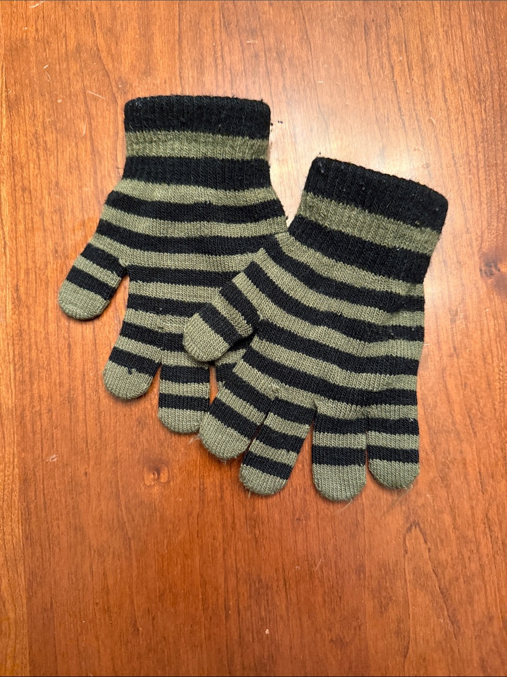 AMAZING LIMITED MOLO UNISEX GLOVES